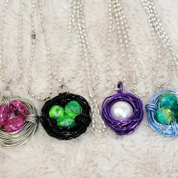 Lot of 9 Handmade Bird's Nest Beaded Necklaces on Ball Chains Great for Gifts! - Picture 4 of 6